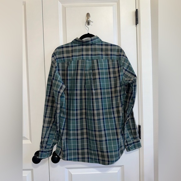 Eddie Bauer Classic Fit Button Down - Picture 9 of 9